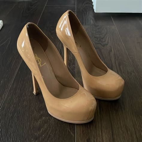 yves saint laurent carne tribtoo pump|Yves Saint Laurent Capped.